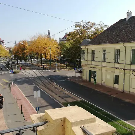 Lejlighed Belvarosi Szallashely Szeged